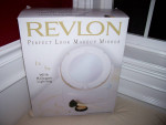 Revlon make-up Light* 3 lighting Levels