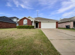 Specious Family Home is Available For Immediate Move In now 3beds 2baths
