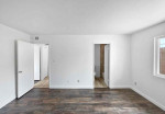 Single 2beds 1bath house for rent