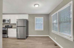 3 BEDS 1 BATHS FOR RENT