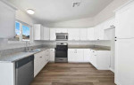 A spacious 3bed 2bath house for asap move in