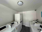 Gorgeous 2 B/D Apartment in West Toluca Lake, CA