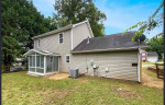 Spacious 3Beds & 2baths house for rent