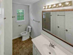 SINGLE FAMILY HOUSE 3bed/2bath 1,323 Sqft