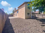 3BEDROOM 2BATHROOM AVAILABLE FOR RENT