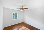 3 Beds , 2 Baths