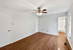 3 Beds , 2 Baths