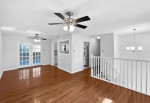 3 Beds , 2 Baths