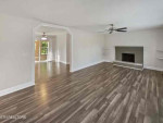 2BED 2bath home in a nice neighborhood