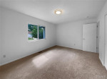 3 bedroom with 1 bathroom