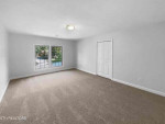 4BED 2BATH IN A NICE NEIGHBORHOOD AND A PARKING GARAGE