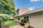 Lovely 5Bedrooms 3.5Bathroom Available For Family