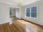 Beautiful,Comfortable and Spacious 3 bedrooms house available for rent!