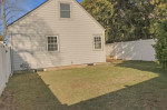3 beds 2 baths GLORIOUS HOME AVAILABLE FOR IMMEDIATE MOVING