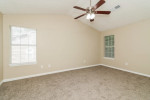 Private rooms available for rent