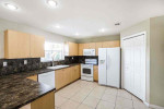 Perfect family home 3bed, 2 bath, 1,822 sqft in great neighborhood.