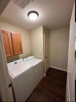 Beautiful 2 Bed / 2 Bath Home for Rent – Quiet Neighborhood!