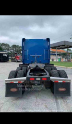 Peterbilt Model 389