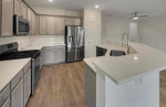 4 BED 2.5 BATH FOR RENT