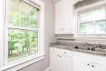 Well furnished 2bed 2bath house ready for move in