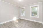 Well furnished 2bed 2bath house ready for move in
