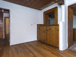 House available for rent with immediate family moving .