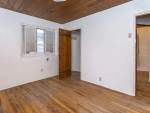 House available for rent with immediate family moving .