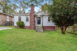 Well furnished 3bed 2baths house is ready for immediate move in