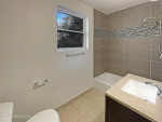 3Beds 1Baths House