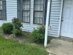 It’s a lovely 2beds and 1.5baths townhouse for rent