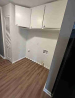 Spacious newly renovated 2 bedrooms and 1 bathroom house for rent