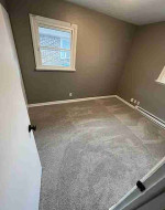 Spacious newly renovated 2 bedrooms and 1 bathroom house for rent