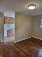 Cute 1 bedroom 1 bath apartment in the heart of 5 Points!