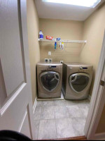 3Beds 3.5Baths 2984sqft