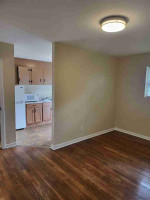 Cute 1 bedroom 1 bath apartment in the heart of 5 Points!