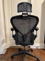 Herman Miller Aeron Office Chair Size B with Headrest