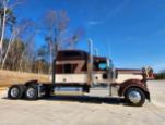 2025 Ken worth W900L