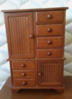 JEWELRY BOX