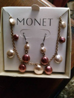 MONET  *Charming  💖  NECKLACE & ''Pierced'' EARRING SET