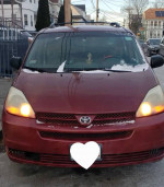 2005 Toyota Sienna 140,000 mi
