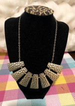 Jewelry / Chains - Pendents / Necklaces - excellent condition