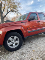 2009 Jeep Liberty 83,000 mi