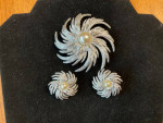 Vintage Brooches