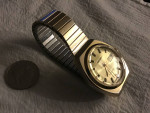 Seiko automatic with faceted crystal