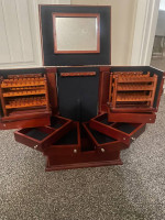 Jewelry box