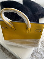 Handbag, Yellow, with Gold Lock and Key - Gorgeous