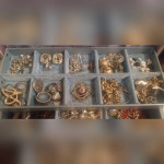 Jewelry boxes with jewelry