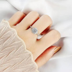 MOISSANITE RING