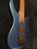 Fretless Electric Bass Sapphire Blue Metallic New