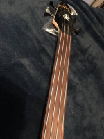 Fretless Electric Bass Sapphire Blue Metallic New